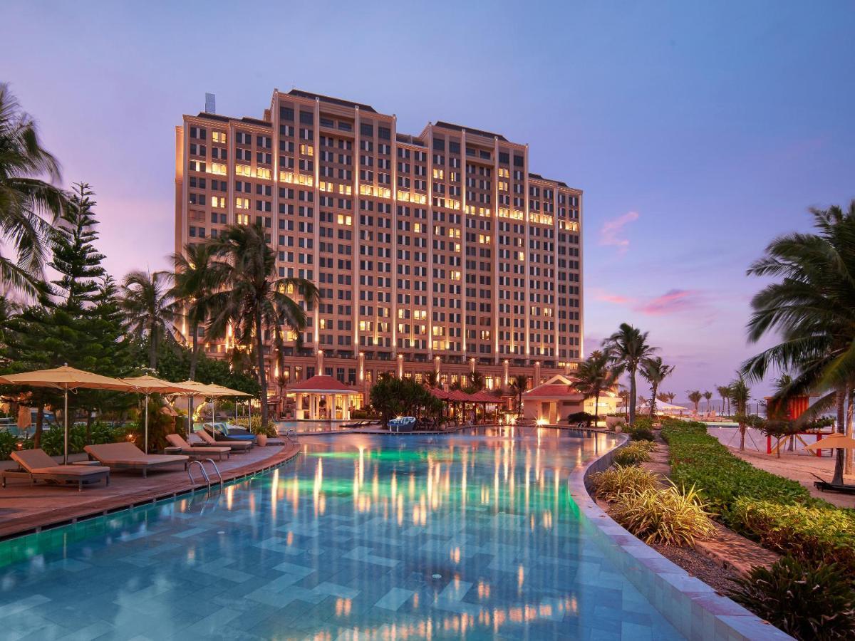 Holiday Inn Resort Ho Tram Beach By Ihg Esterno foto