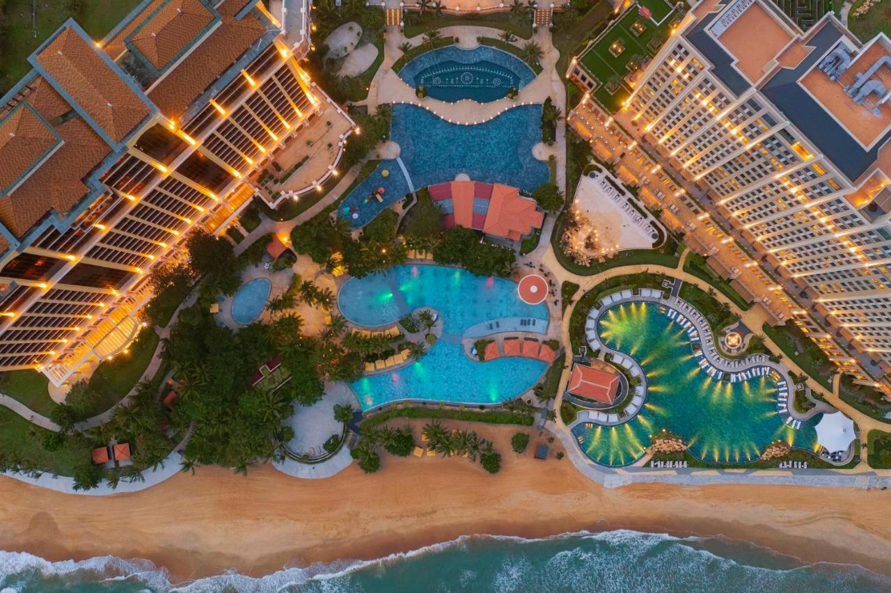 Holiday Inn Resort Ho Tram Beach By Ihg Esterno foto